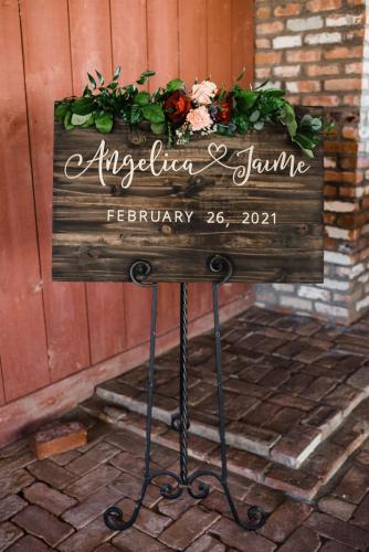 040A95FD-3EA6-48A0-9093-BB58E8760B44 1 105 c