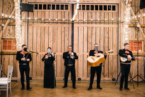 F32EF543-61D1-4440-A3F9-CEC9FAC4B133 1 105 c