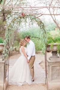 SecretGardenStyleAugust2016AprilMaura4218